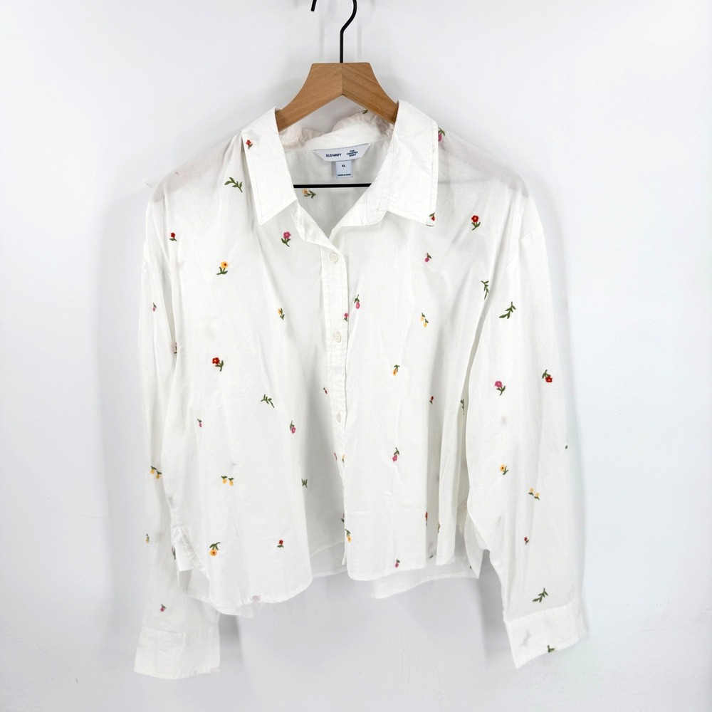 Old Navy The Cropped Shirt White Floral XL Embroidered Button Down Cottagecore